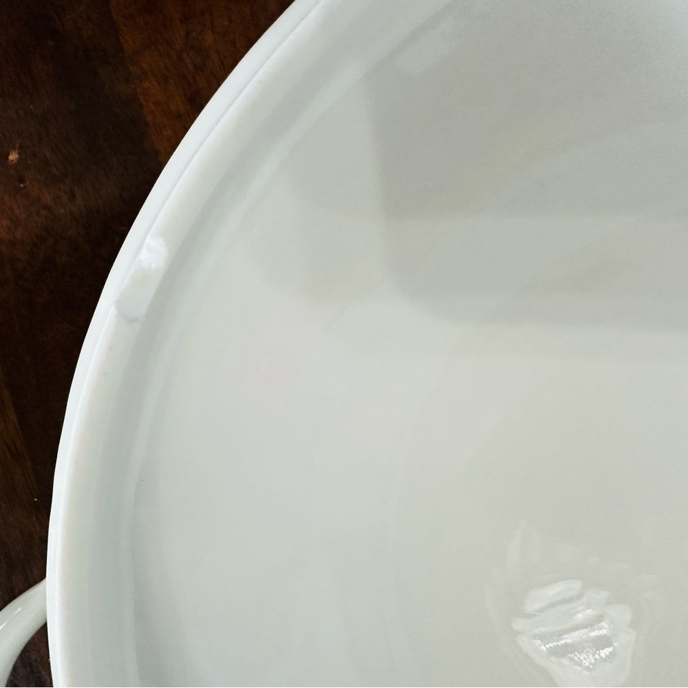 Theodore Haviland , Limoges France Round Covered Veg. Bowl Embossed Rim - Picture 7 of 11